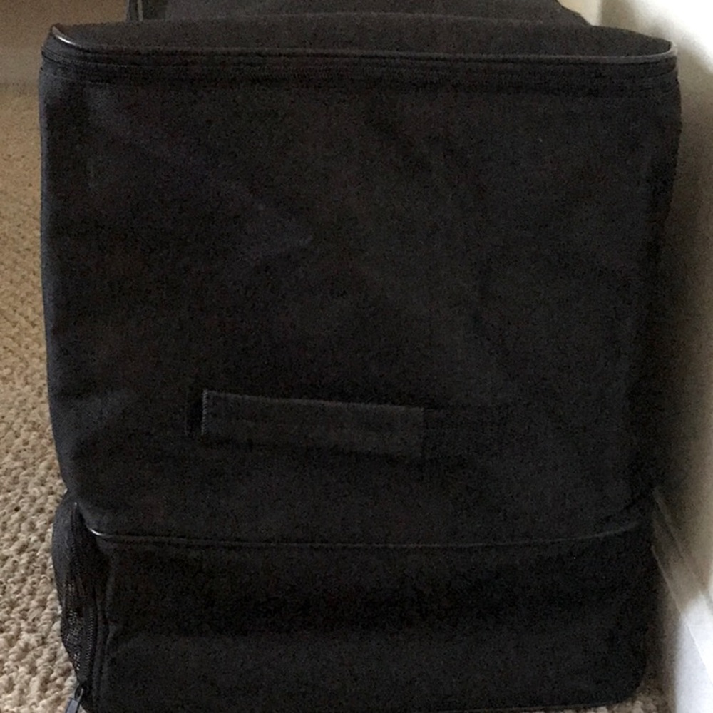 Road Gear Cargo Locker Bag Collapsible 15”x 18” x 12” - Picture 4 of 12